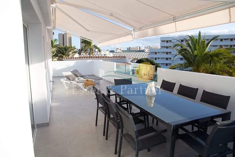 Modern 1st floor 3 bedroom apartment near the beach Playa de Las Américas