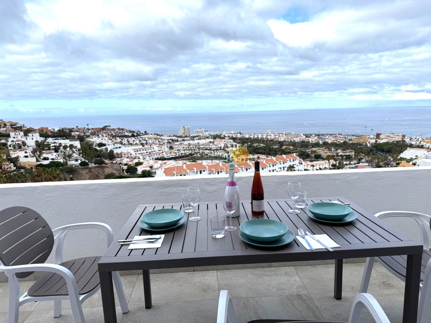 Luxury 1 Bedroom Apartment San Eugenio Alto for Rent