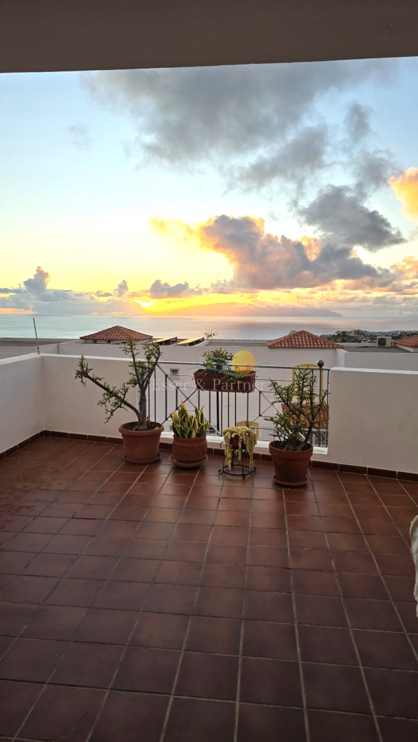 1 Bedroom Apartment with large terrace and garden Torviscas Alto for Rent